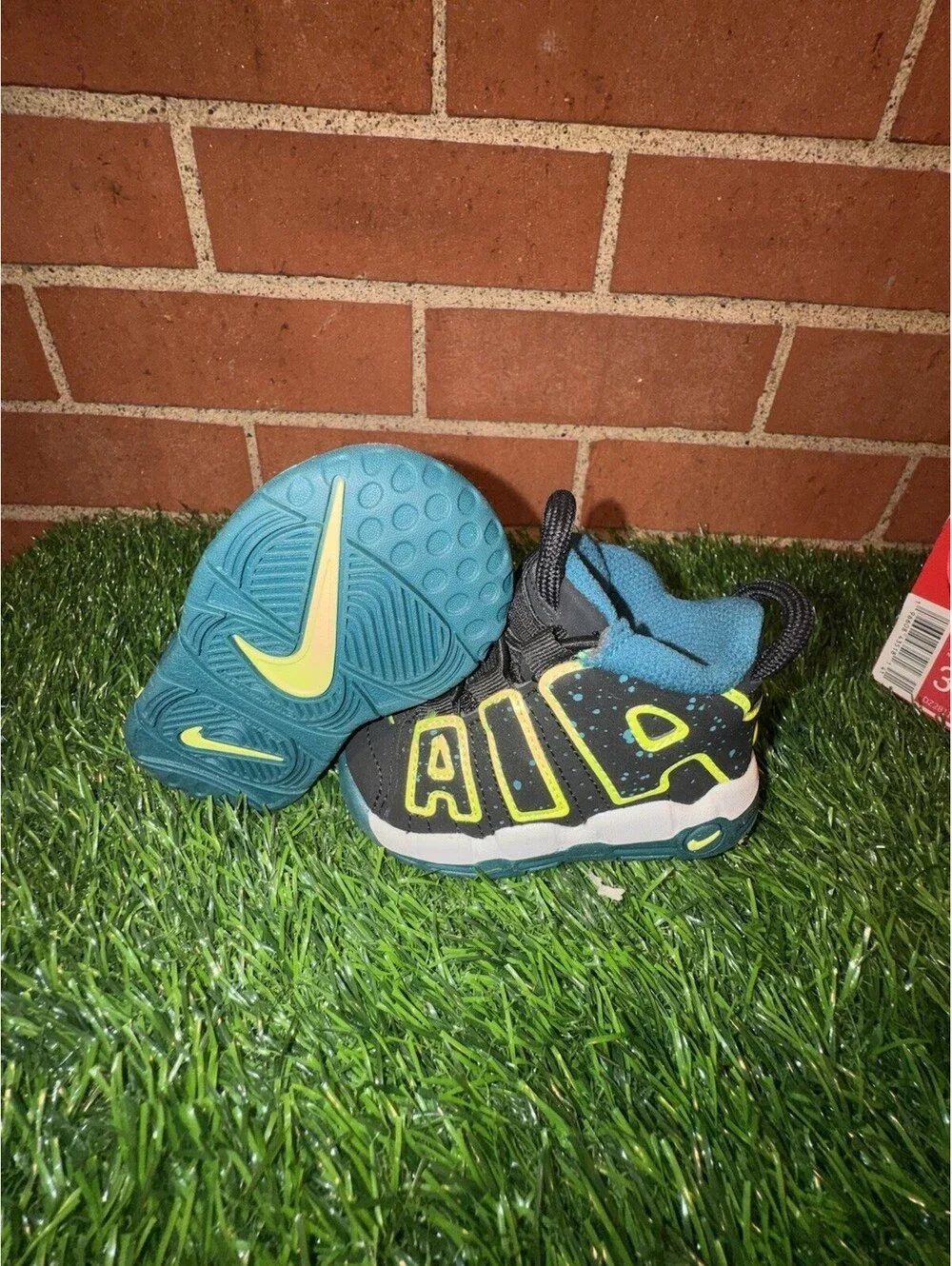 Nike Air More Uptempo (BT) Size 3c DZ2811-001